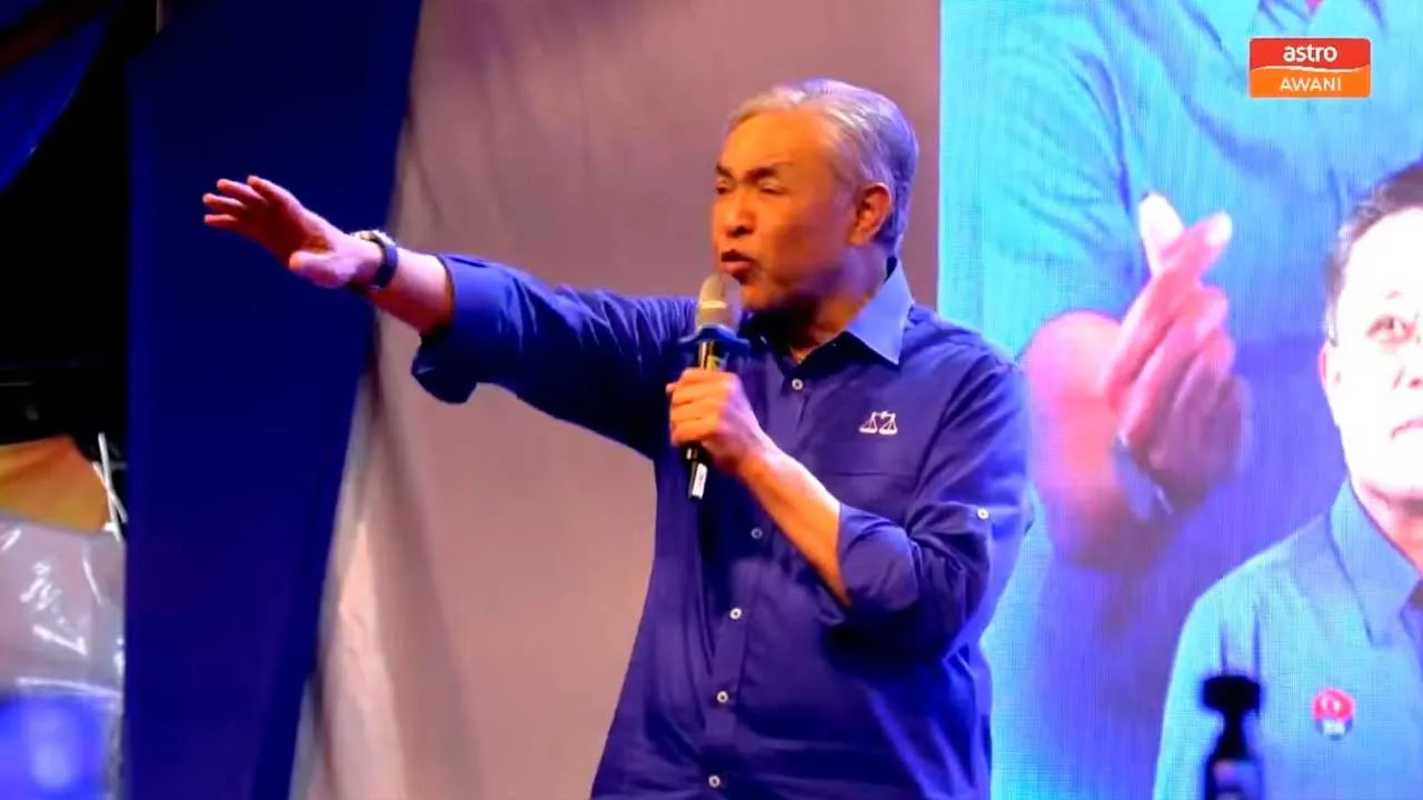 Awani PRN Johor: ‘Saya percaya Johor sayang Onn Hafiz’ – Zahid